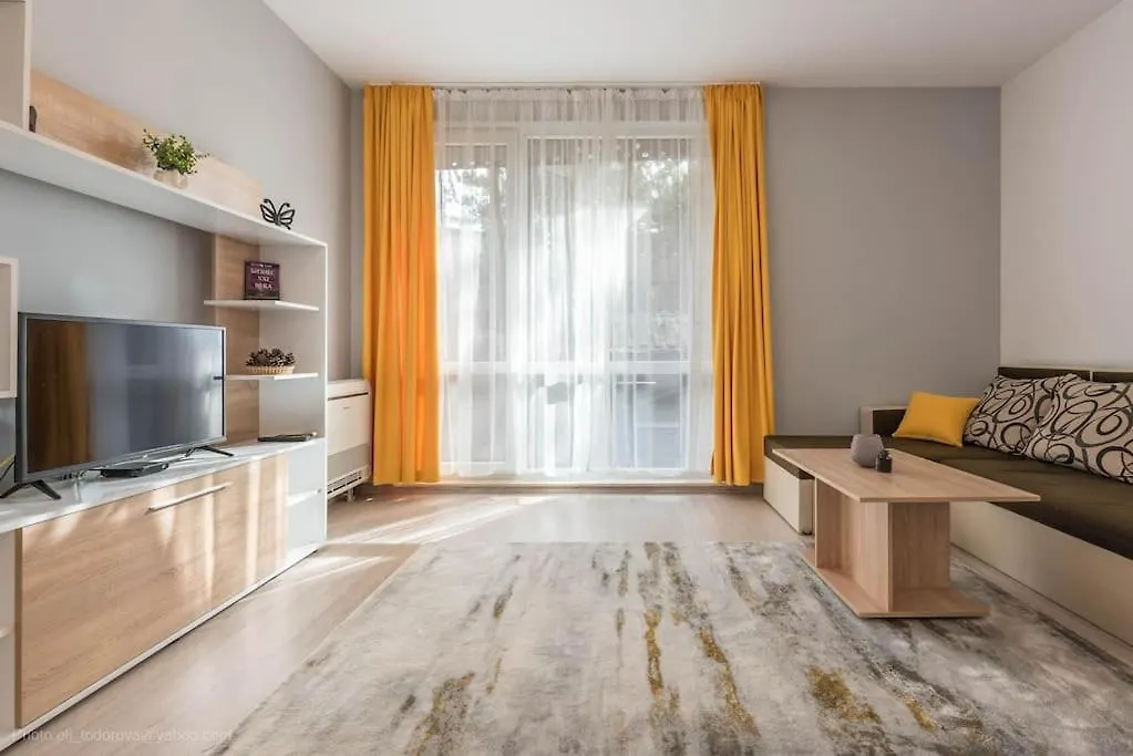 Aquarelle - City Forest Chill Varna Apartmán