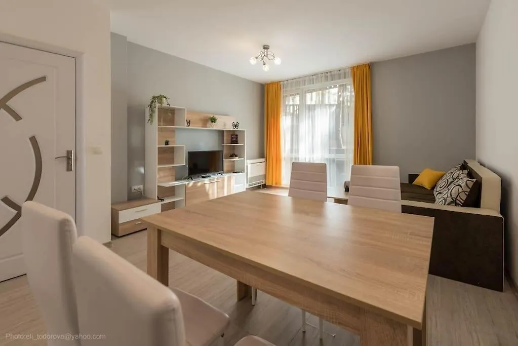 Apartmán Aquarelle - City Forest Chill Varna